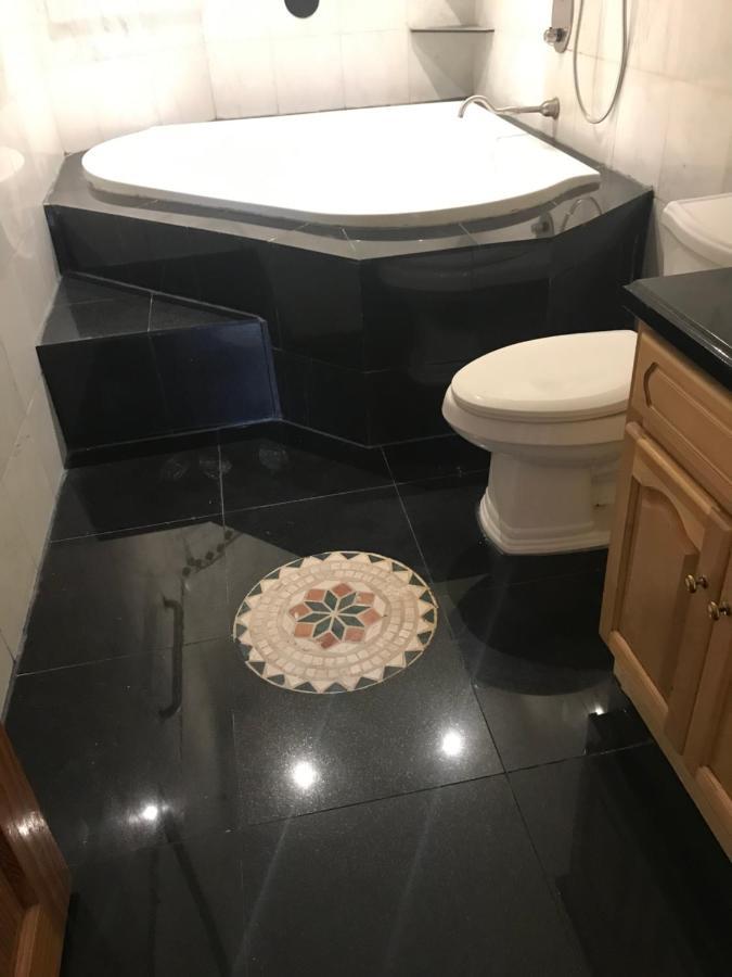 نيو يورك Gorgeous 2 Bedroom Apt Brooklyn المظهر الخارجي الصورة